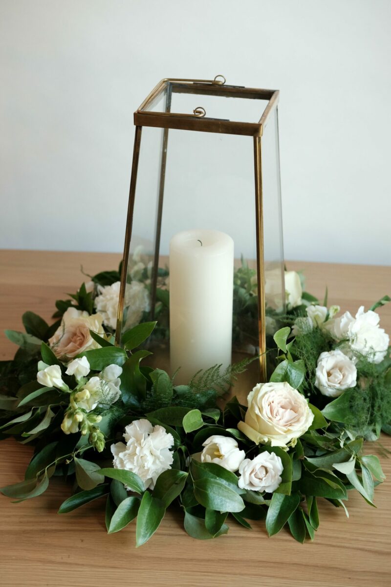 Delphine Table Wreath with Flowers
